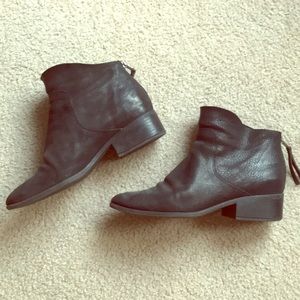 Lucky Brand Lahela Leather Ankle Boots